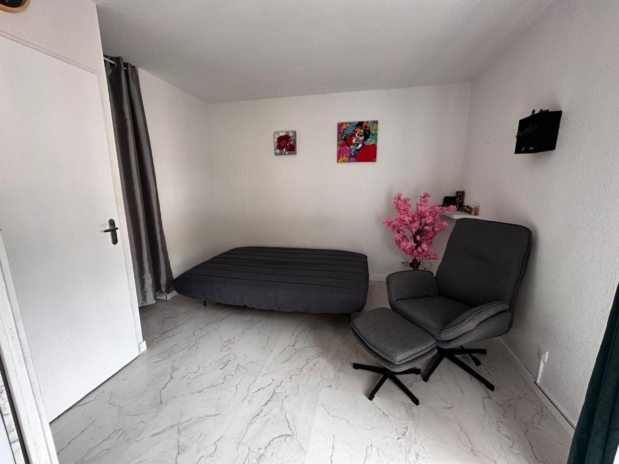 Appartement Ararat à Lourdes Extérieur photo